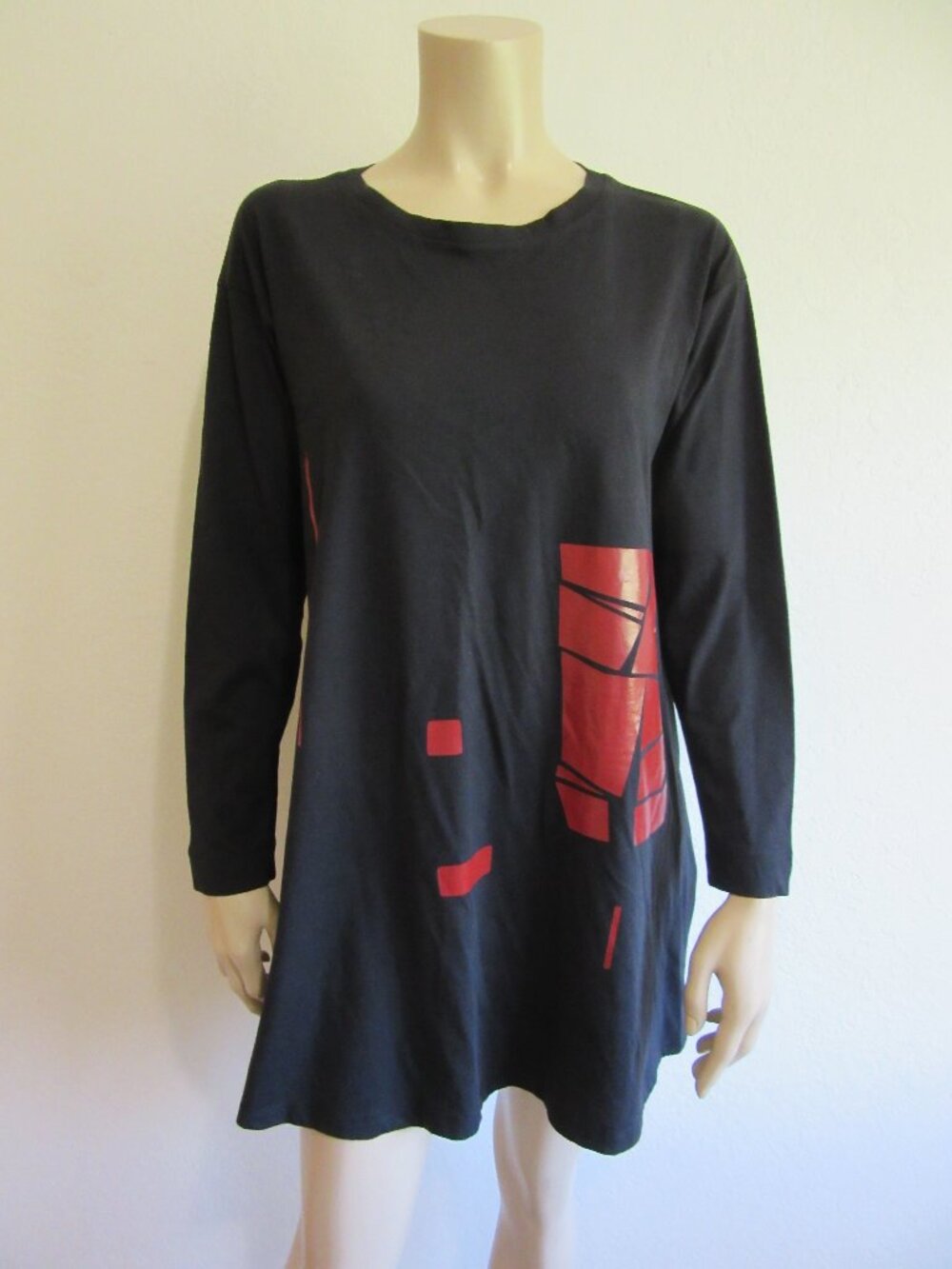 OZAI N KU Black S Artsy Relaxed Fit Longline Knit Silhouette Dress NWT